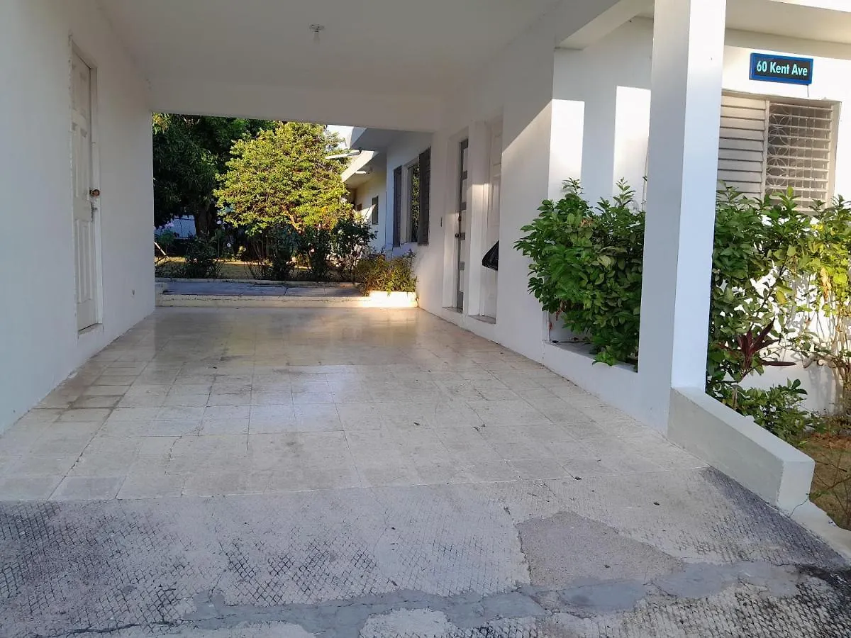 Villa Chinnor-Kent Ave Μοντέγκο Μπέυ