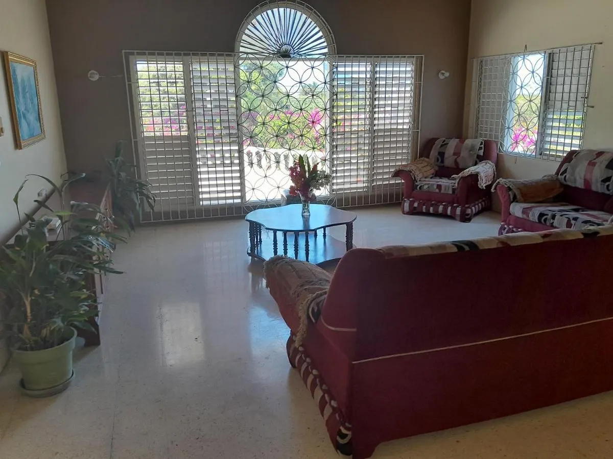Villa Chinnor-Kent Ave Montego Bay Jamaica