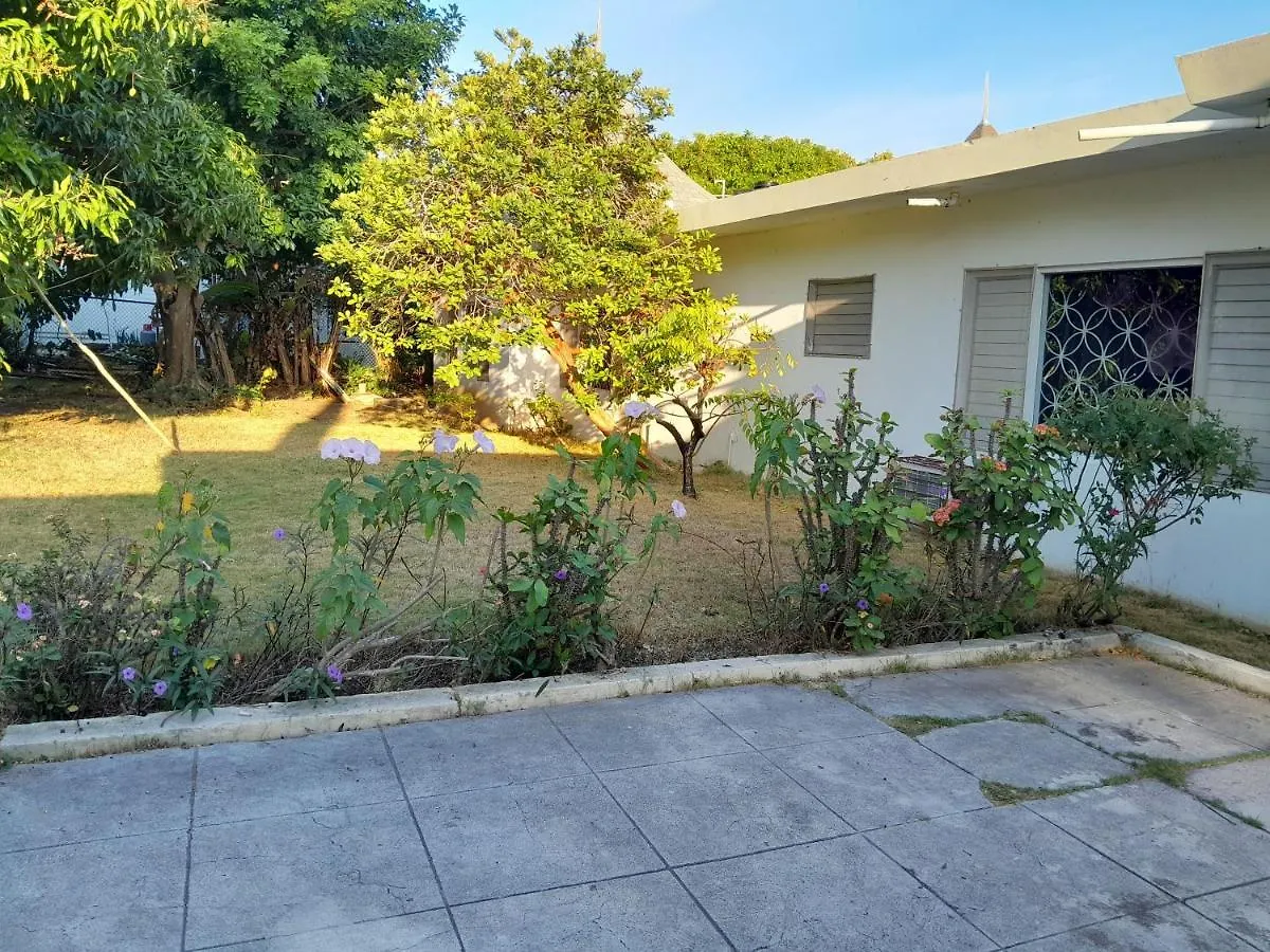 Villa Chinnor-Kent Ave Montego Bay Jamaica